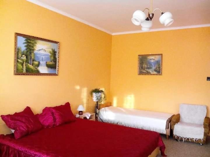 Privát, saját fürdős, erkélyes szoba a Balatonon Kőröshegy Exterior foto